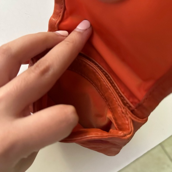 Tory burch coin purse - Picture 2 of 3